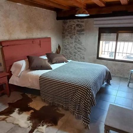 Casa Del Abuelo Pedro Guest House Las Majadas Bagian luar foto