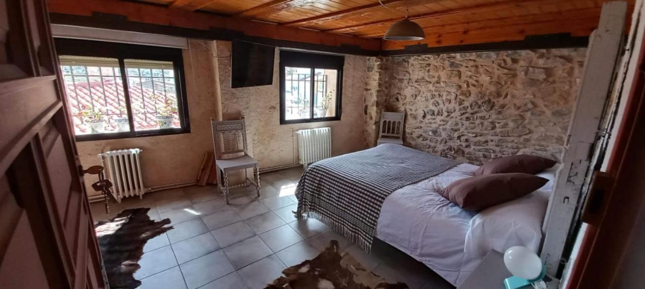 Casa Del Abuelo Pedro Guest House Las Majadas Bagian luar foto